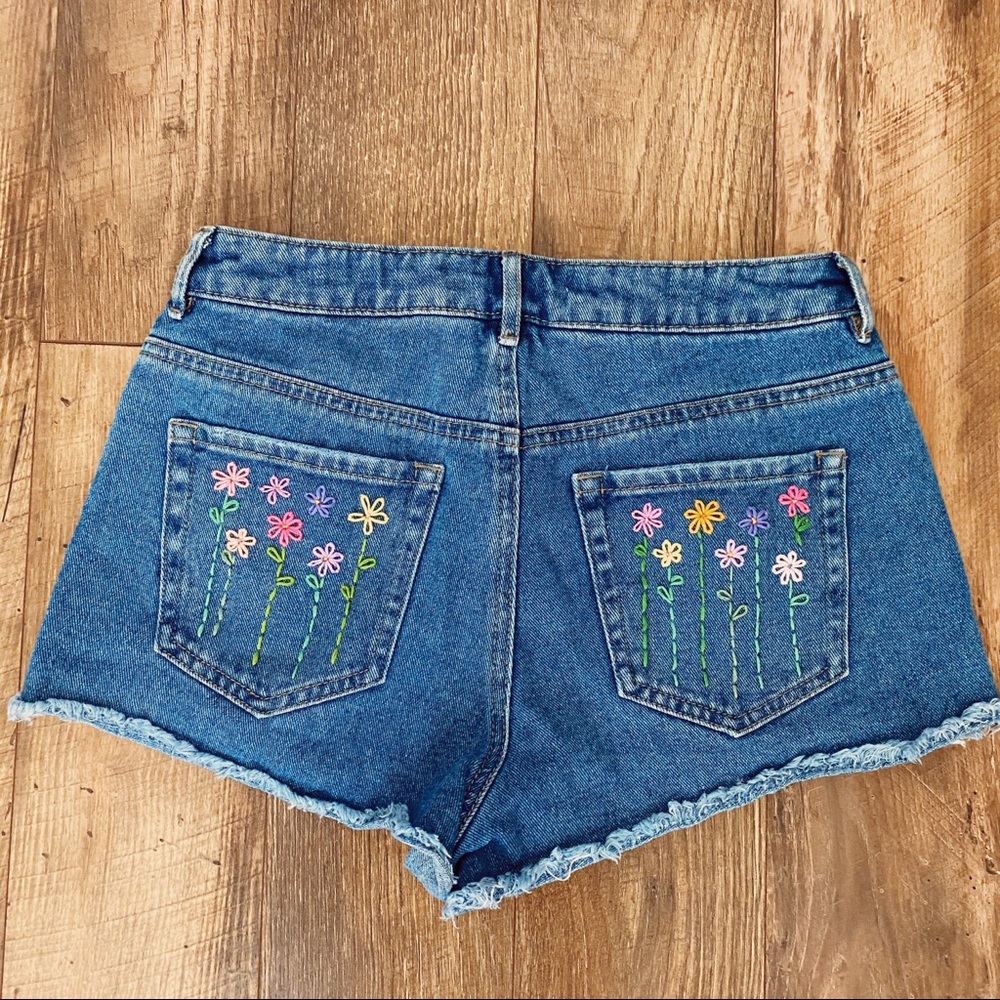 hand embroidered shorts 🦋⚡️🌈🌷